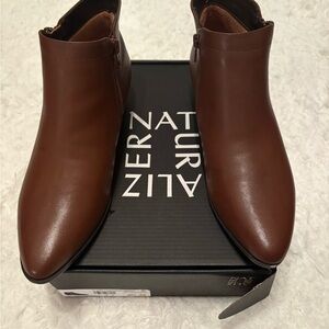 Naturalizer Women’s Claire Boots in Cinnamon size 8 1/2  Brand NEW